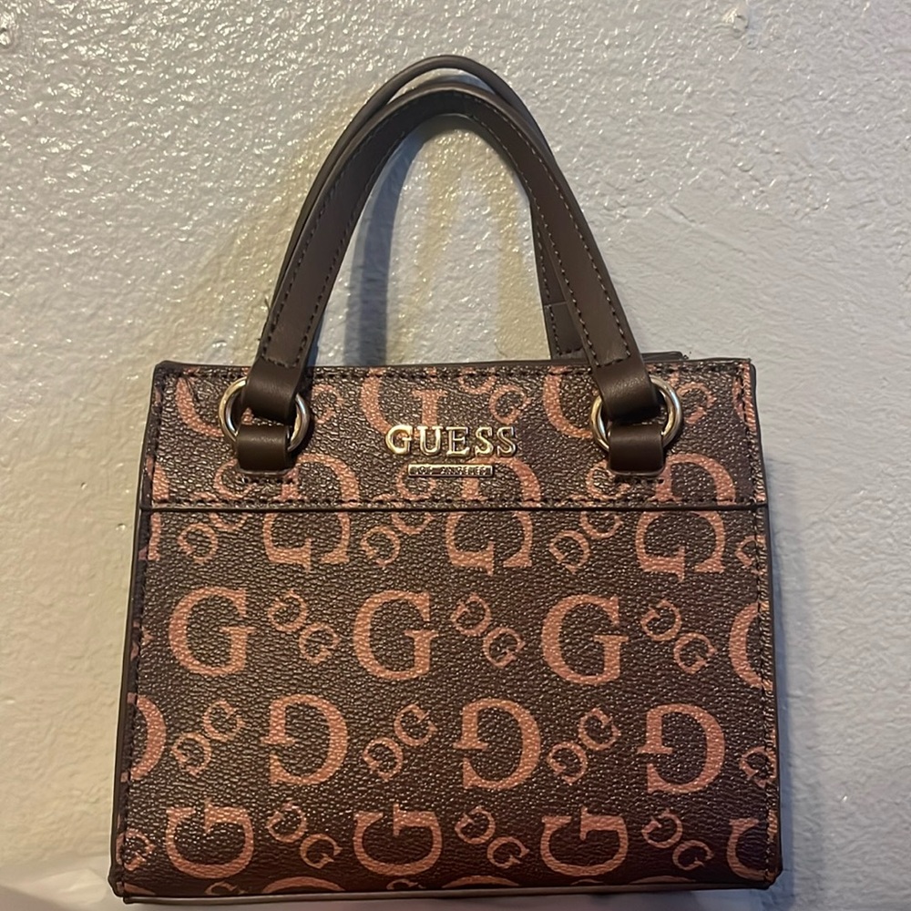 Guess hand-bag.